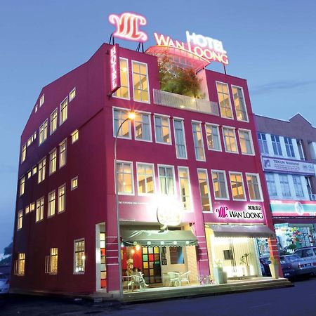 Wan Loong Hotel Pontian Kecil Kültér fotó